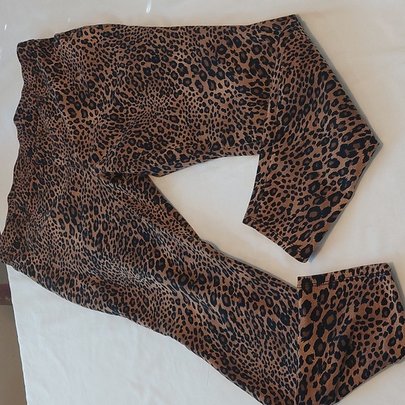 Time And True Leppard Print pull on Pants .Size XXL .Flaws pictured . - Picture 1 of 11